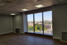 Офис, 557.5 м² 