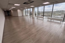 Офис, 245.6 м²