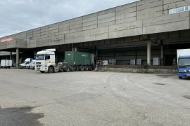 Склад в черте города