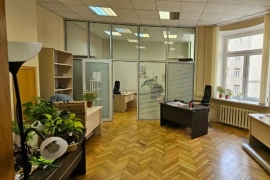 Офисный блок в центре