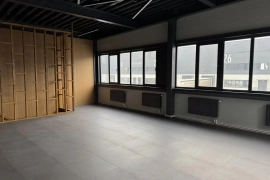 Склад с офисом, 1 011.9 м²