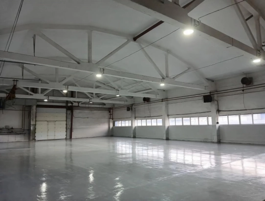 Склад, 647 м²