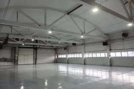 Склад, 647 м²