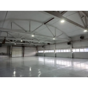 Склад, 647 м²