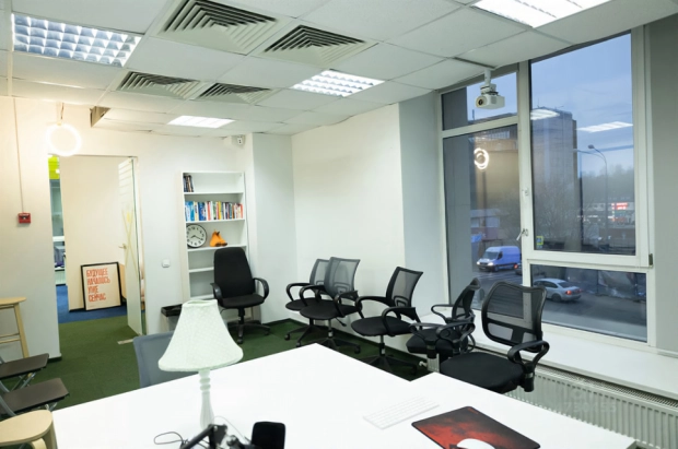 Офис из 2х блоков в БЦ