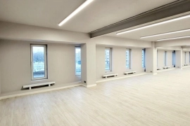 офисный блок рядом с метро