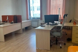 Офис,80 м²