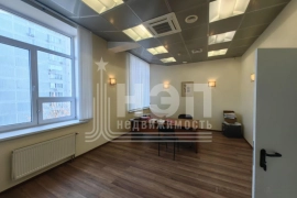Офис, 711 м²